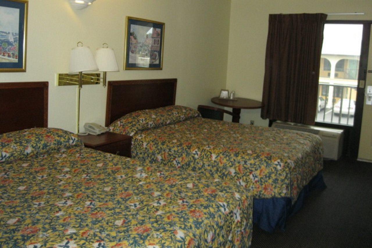 Ocean Breeze Inn St. Augustine Beach Екстер'єр фото